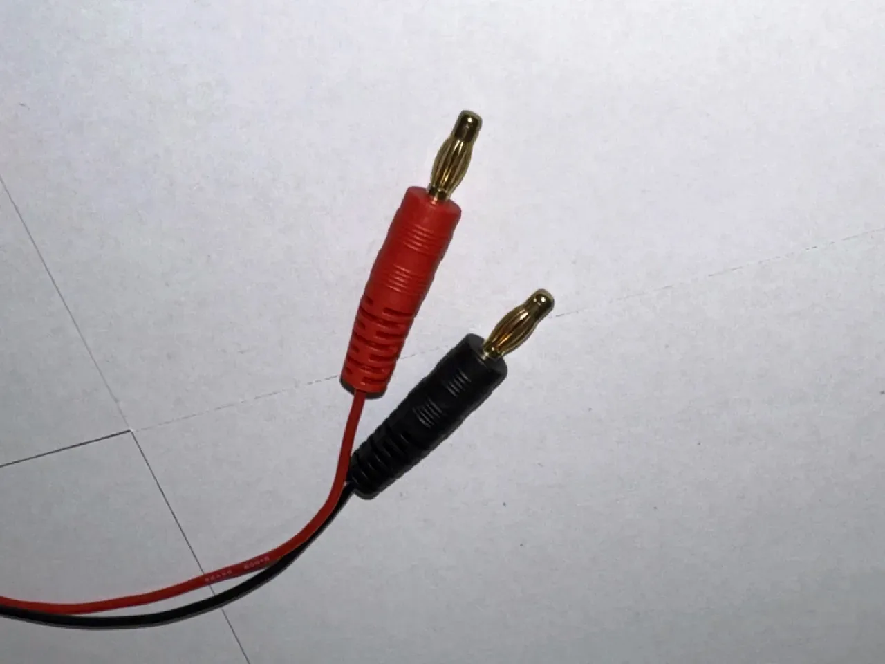 JST to 4mm Banana Charge Lead, 22 AWG, photo 2 of 3