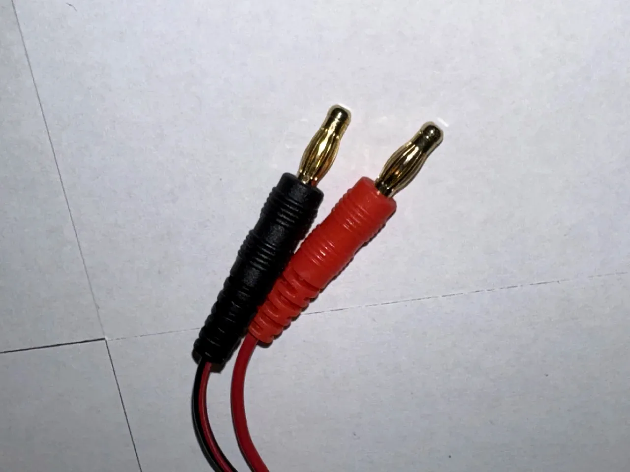 EC3 to 4mm Banana Charger Lead, 8 in, photo 2 of 3